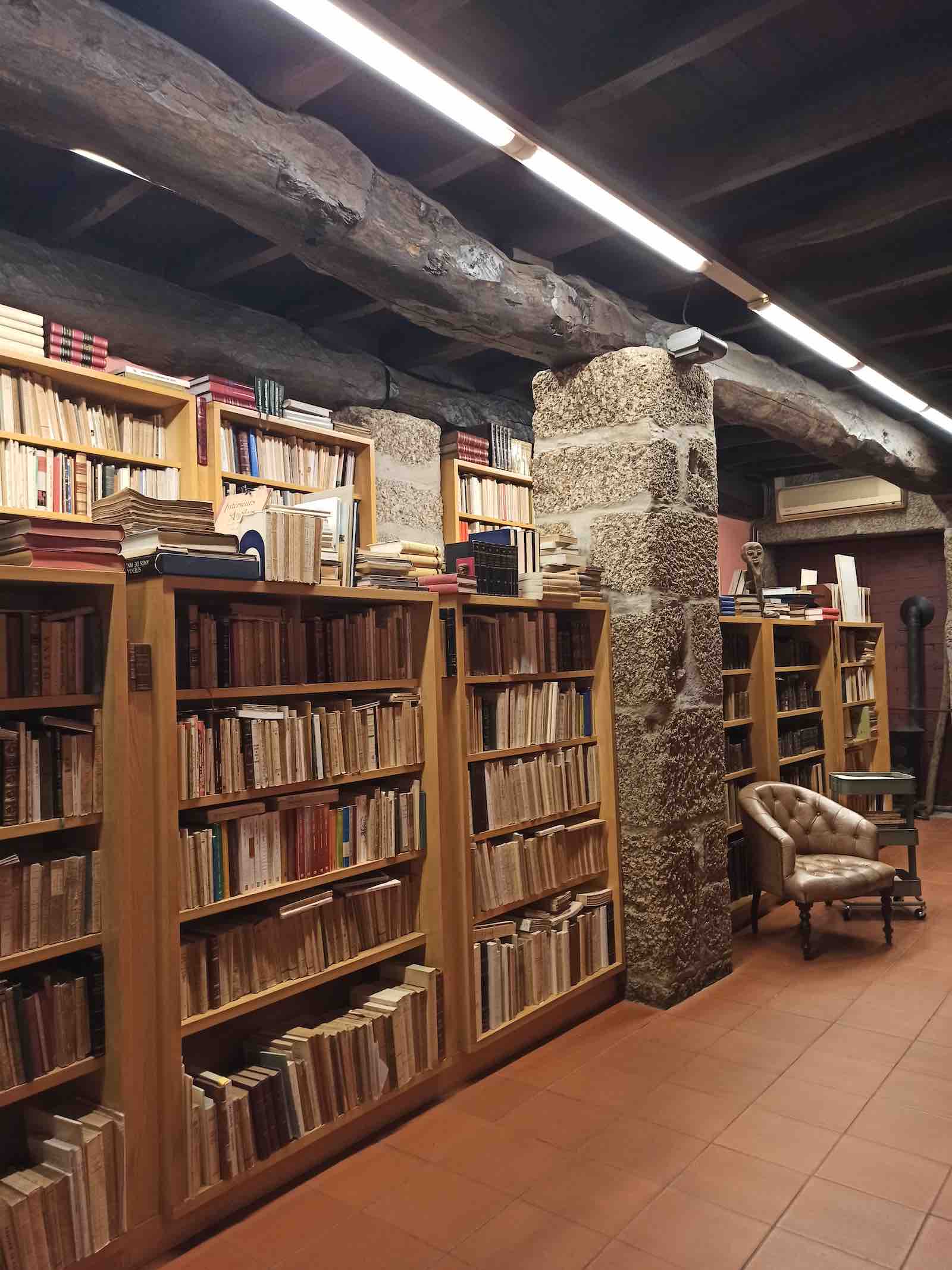 Inside Cólofon